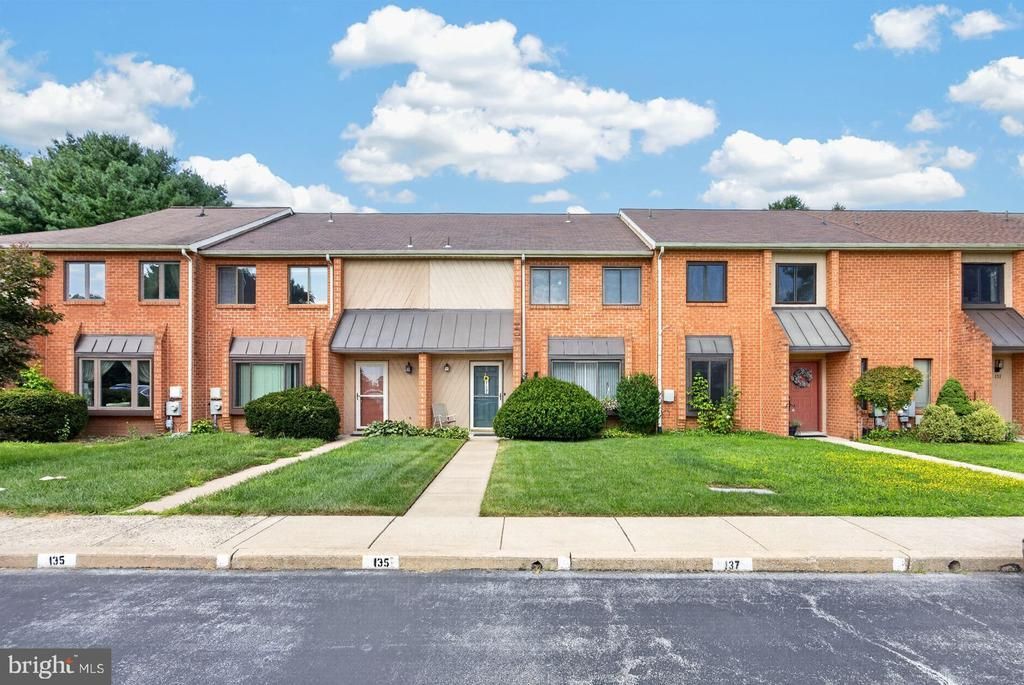 133 CAERNARVON COURT , EXTON, PA 19341