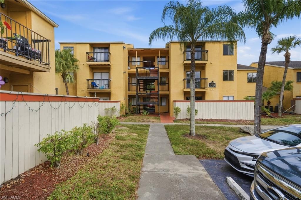 2925 Winkler Ave , Unit 920, Fort Myers, FL 33916 Photo