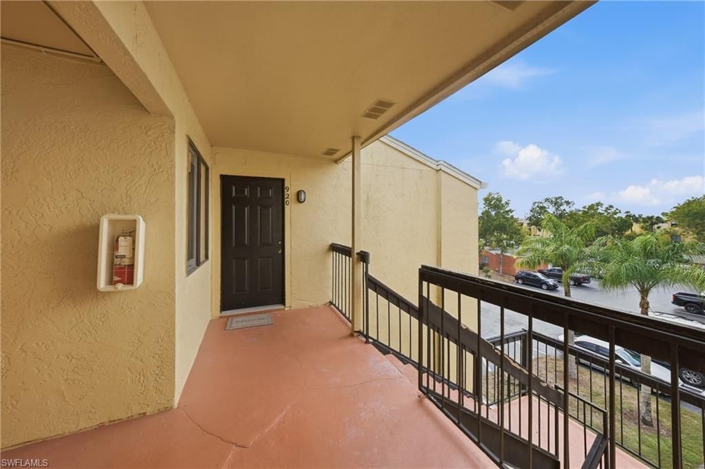 2925 Winkler Ave , Unit 920, Fort Myers, FL 33916 Photo