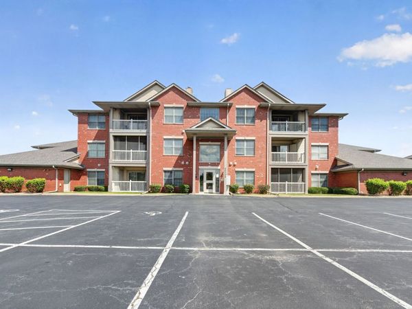 20335 S Rainford Drive , Unit 1B, Frankfort, IL 60423