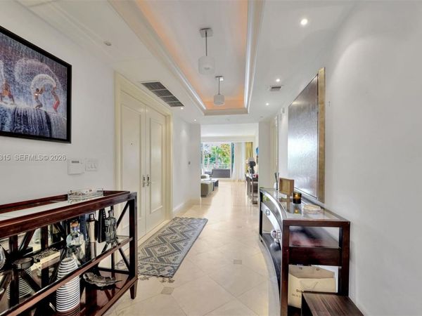 791 Crandon Blvd , Unit 301, Key Biscayne, FL 33149
