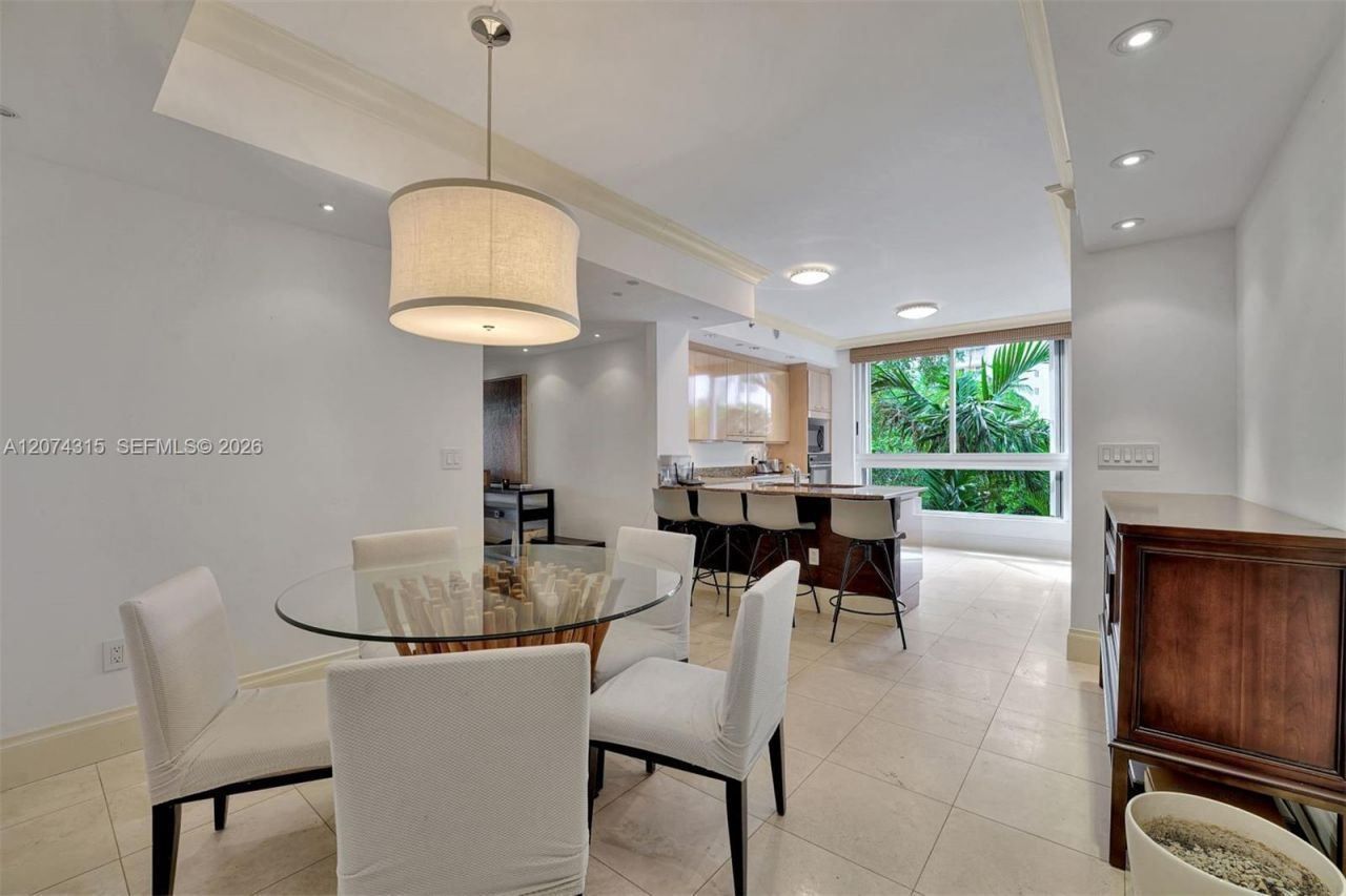791 Crandon Blvd , Unit 301, Key Biscayne, FL 33149 Photo
