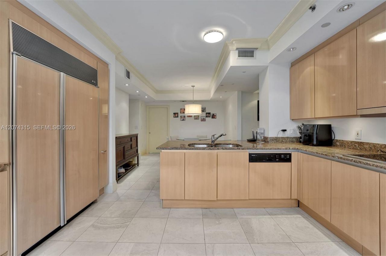 791 Crandon Blvd , Unit 301, Key Biscayne, FL 33149 Photo