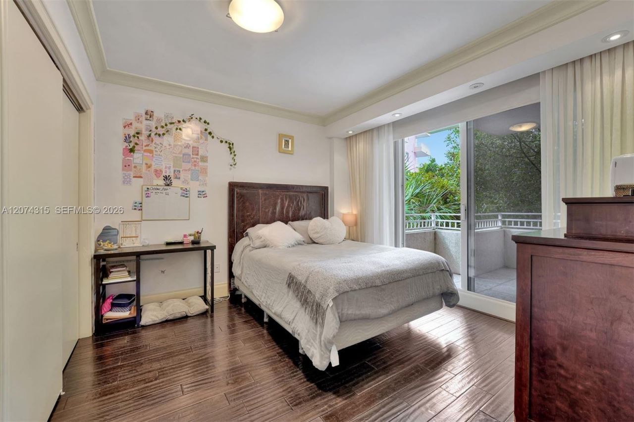 791 Crandon Blvd , Unit 301, Key Biscayne, FL 33149 Photo
