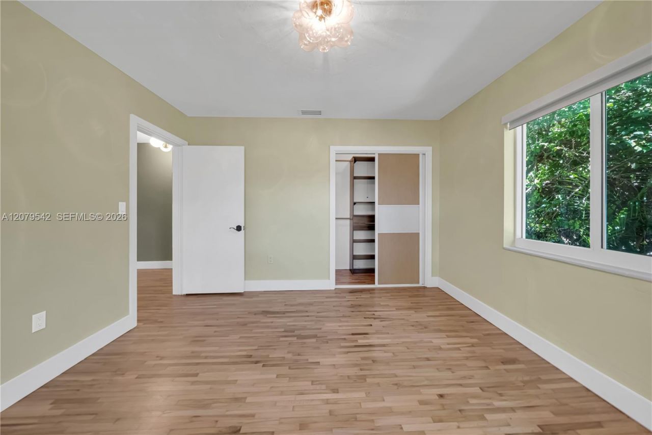 3145 Segovia St, Unit -, Coral Gables, FL 33134 Photo