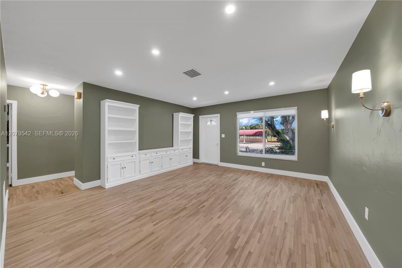 3145 Segovia St, Unit -, Coral Gables, FL 33134 Photo