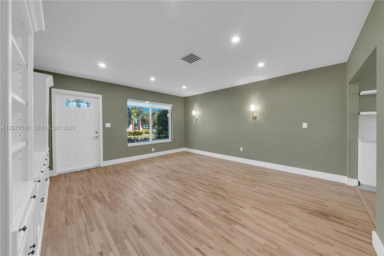3145 Segovia St, Unit -, Coral Gables, FL 33134 Photo