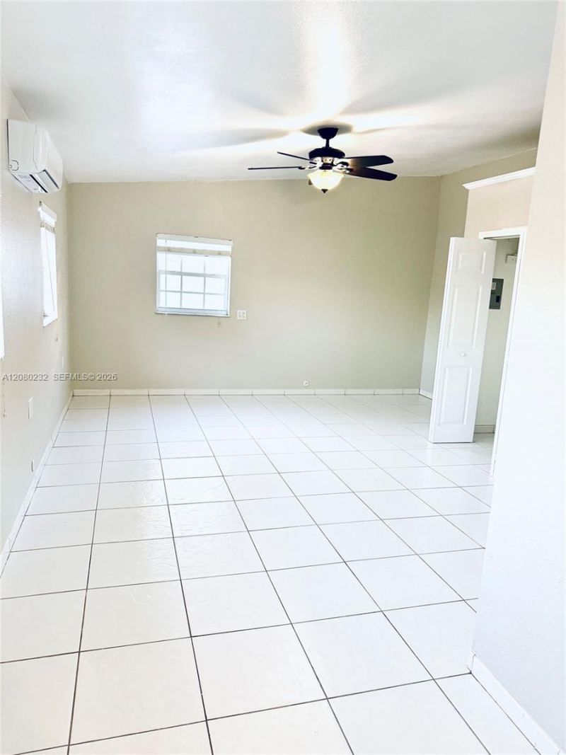 255 W 64th St, Hialeah, FL 33012 Photo