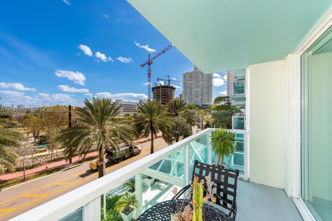 650 West Ave , Unit 406, Miami Beach, FL 33139 Photo