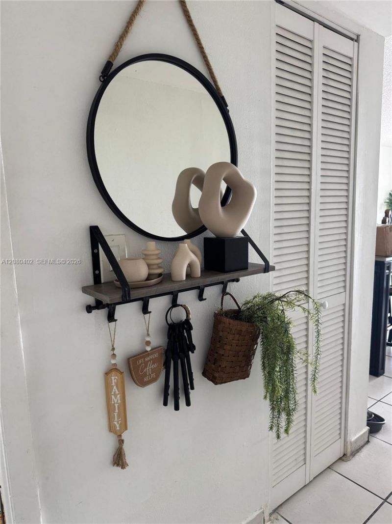 5050 NW 7th St , Unit 604, Miami, FL 33126 Photo