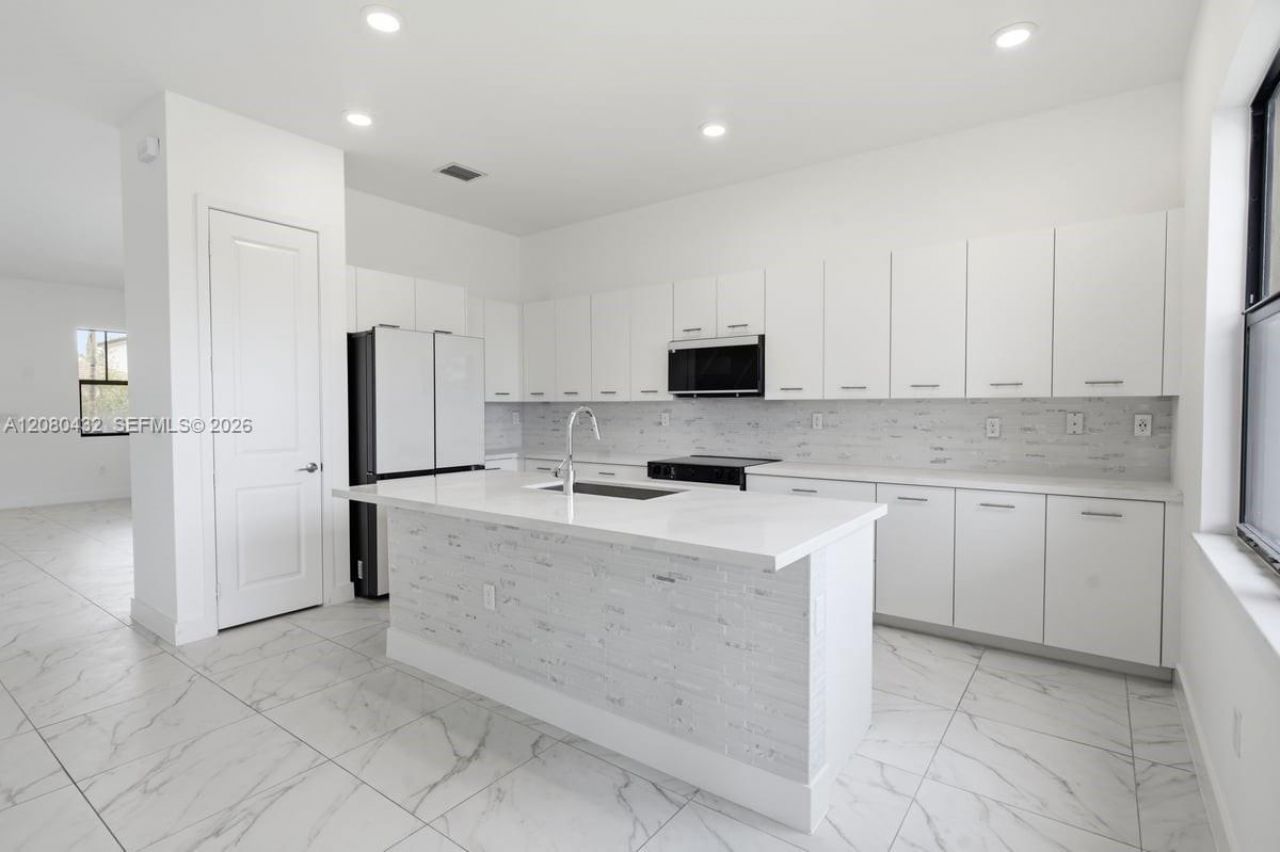 4308 SW 173rd Ave , Miramar, FL 33029 Photo