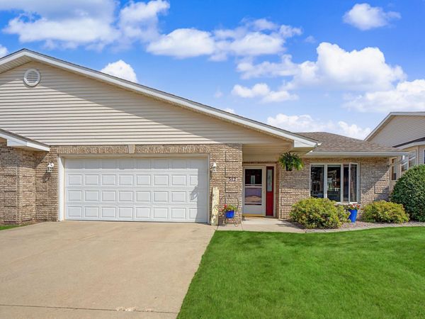 512 3rd Avenue NW, Byron, MN 55920