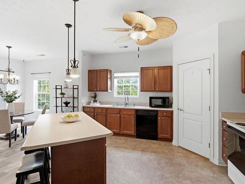 1112 Periwinkle Drive, Florence, KY 41042 Photo 11