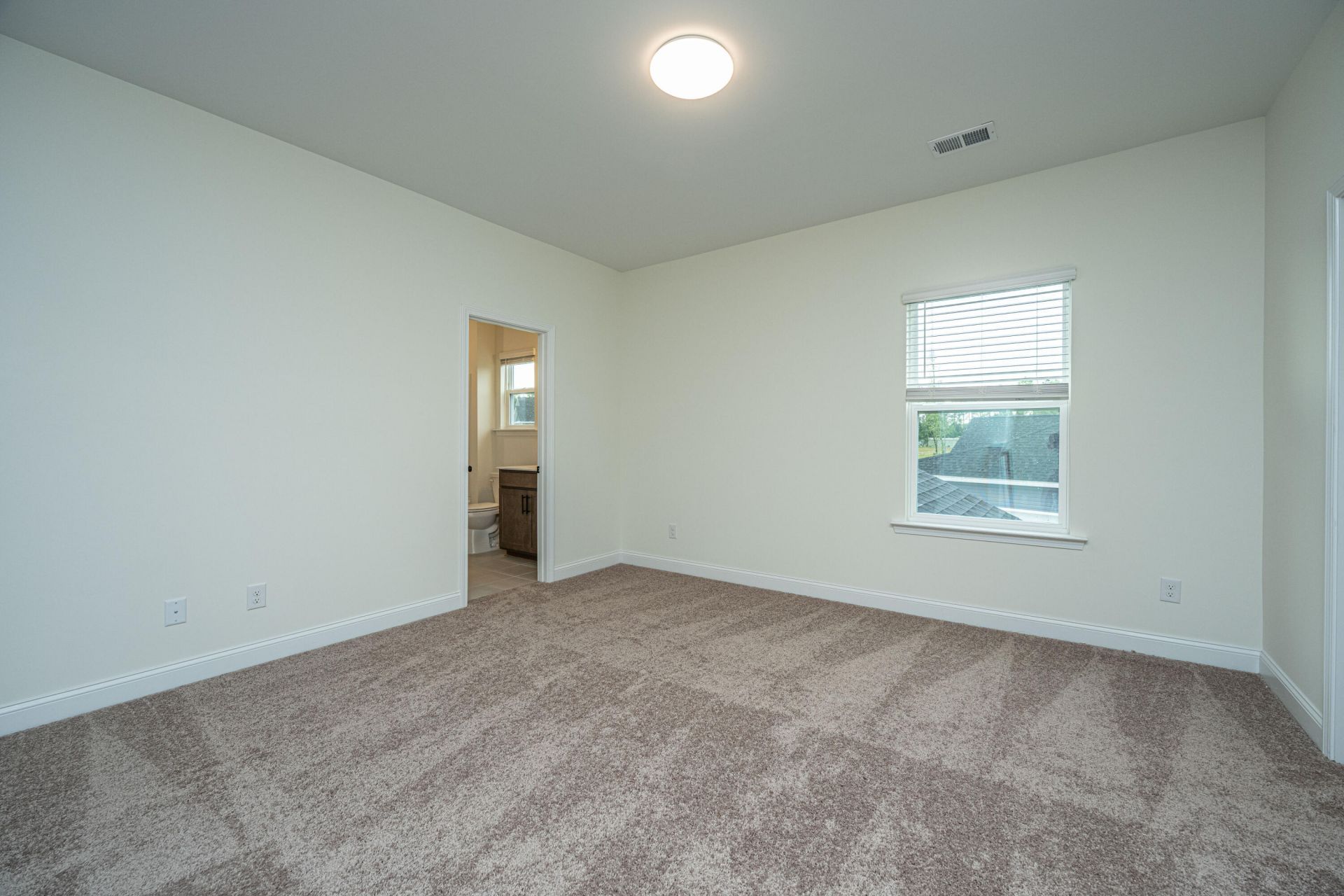 127 Augusta Pass Drive Photo 12