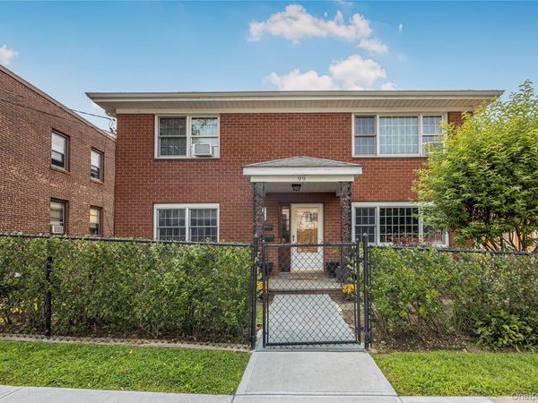 99 Clarendon Avenue , Yonkers, NY 10701