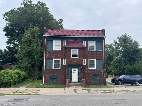 975 Parkwood Drive , Cleveland, OH 44108