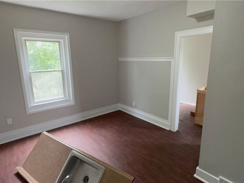975 Parkwood Drive, Cleveland, OH 44108 Photo 21
