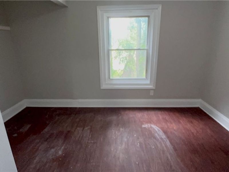975 Parkwood Drive, Cleveland, OH 44108 Photo 25