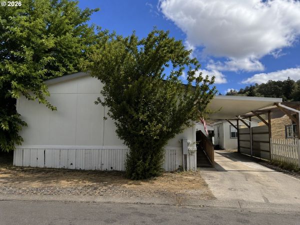 550 S STATE ST, Unit 138, Sutherlin, OR 97479