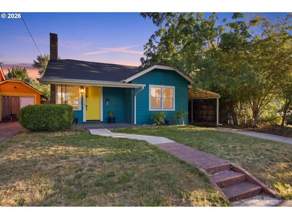 126 E 19TH AVE, Eugene, OR 97401