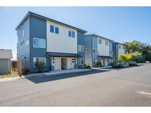 920 SW 48TH ST, Lincoln City, OR 97367