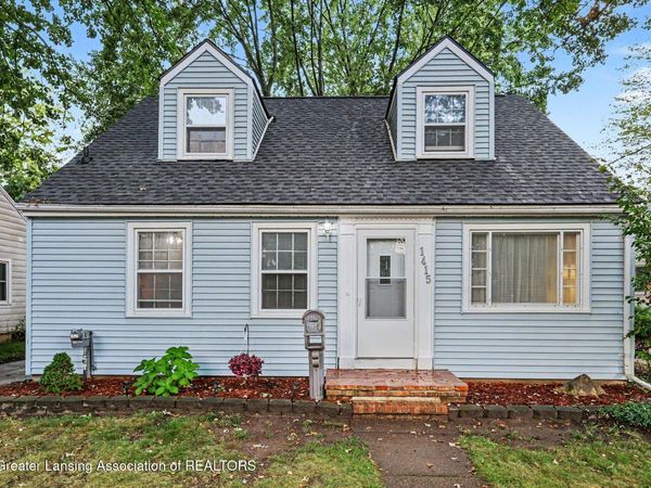 1415 Poxson Avenue, Lansing, MI 48910