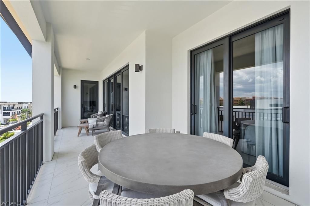 1135 3rd Ave S , Unit 515, Naples, FL 34102 Photo