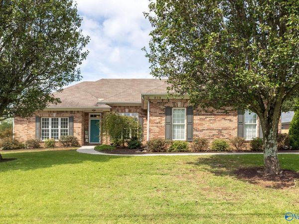 206 Deerfoot Drive, Madison, AL 35757