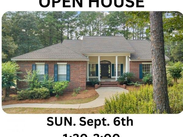 4 Woodleaf St., Hattiesburg, MS 39402