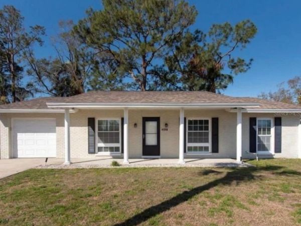 6818 ROBINSWOOD LANE , TAMPA, FL 33634