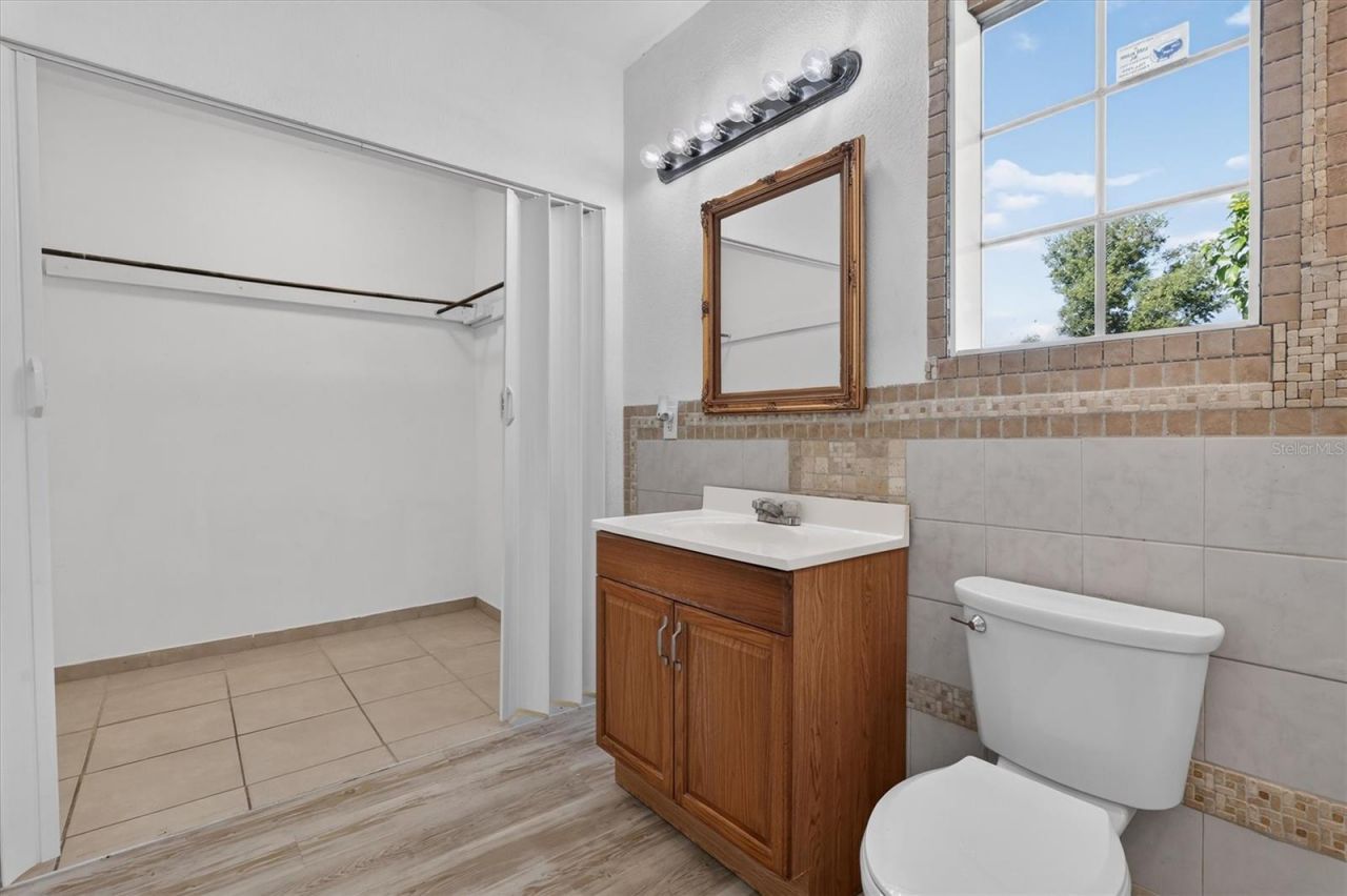208 Palmyra Drive, Orlando, FL 32807 Photo