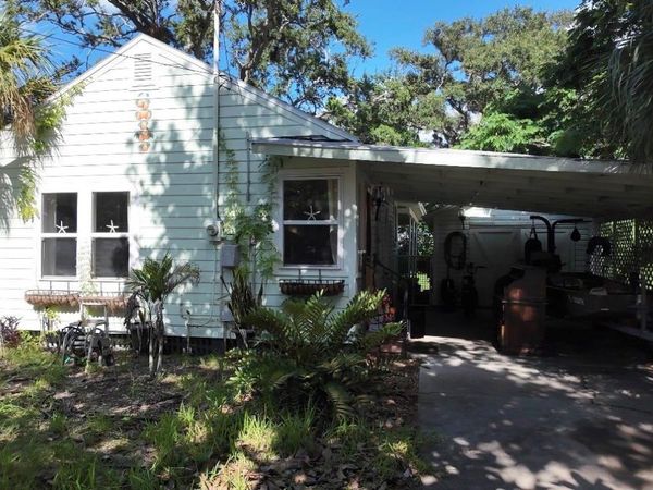 1121 ORANGE AVENUE , DUNEDIN, FL 34698