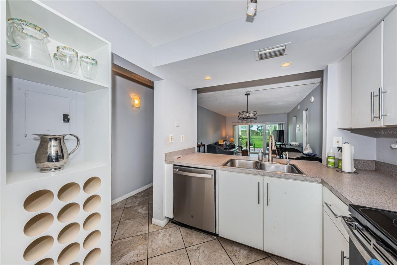 6269 Palma Del Mar Boulevard S, Unit 112, Saint Petersburg, FL 33715 Photo