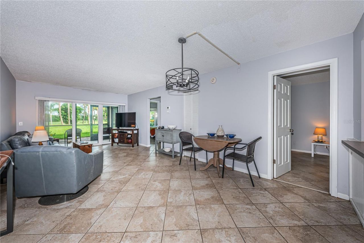 6269 Palma Del Mar Boulevard S, Unit 112, Saint Petersburg, FL 33715 Photo