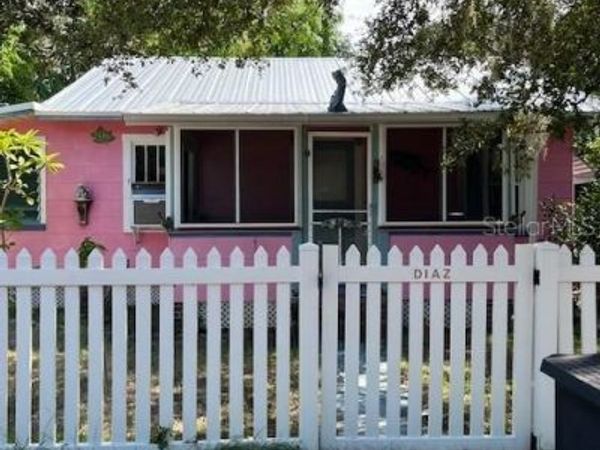 535 WILKIE STREET , DUNEDIN, FL 34698