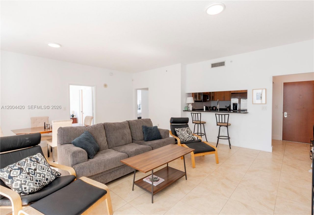 31 SE 5th St, Unit 4121, Miami, FL 33131 Photo