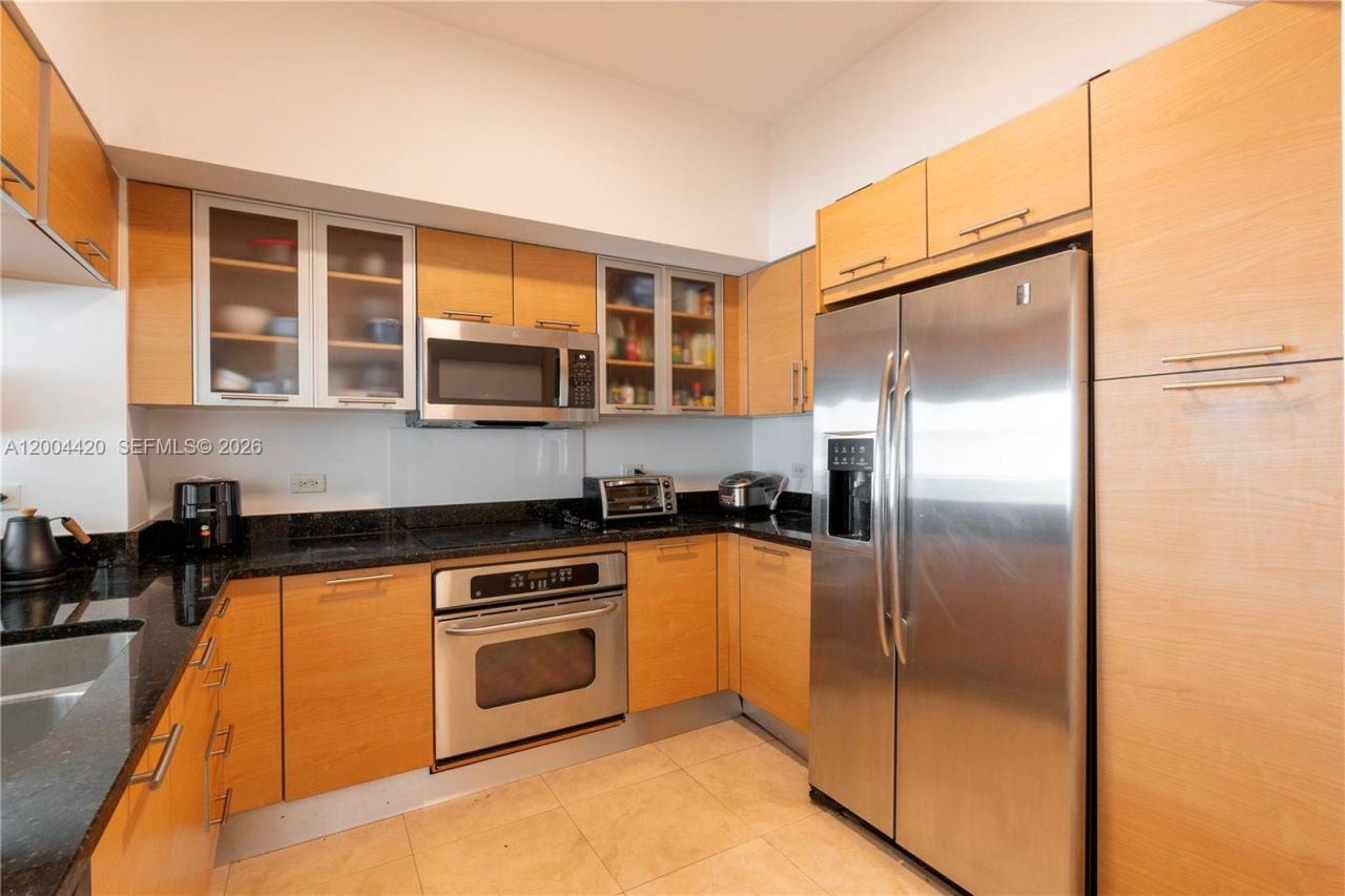 31 SE 5th St, Unit 4121, Miami, FL 33131 Photo