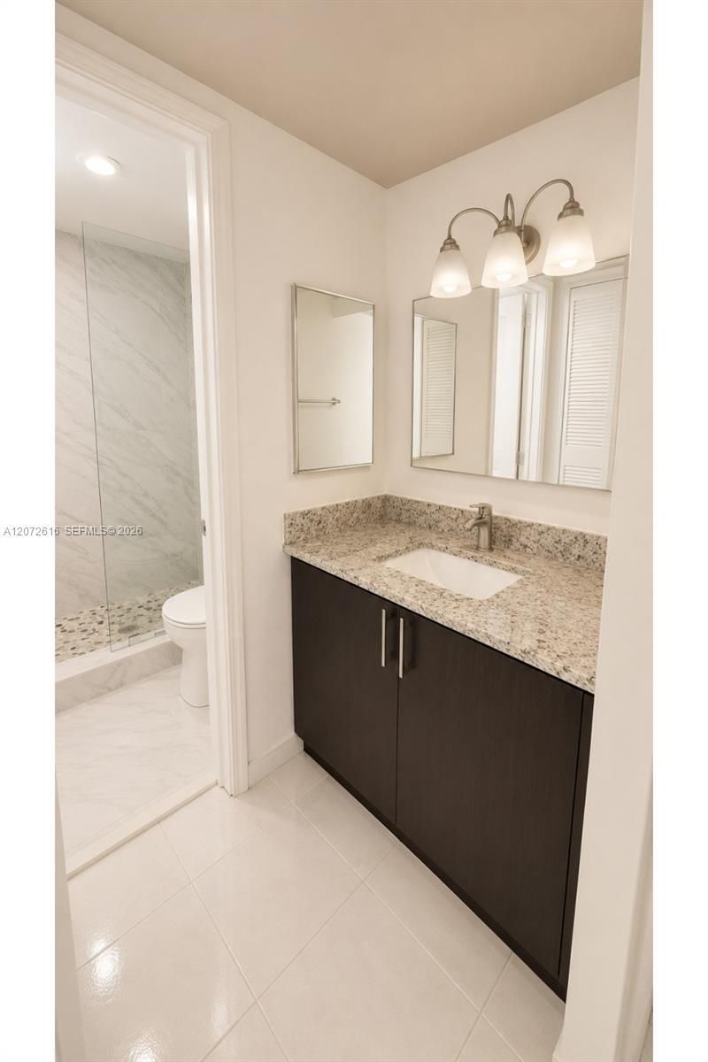 Please Call For Address, Unit 302, Miami, FL 33172 Photo