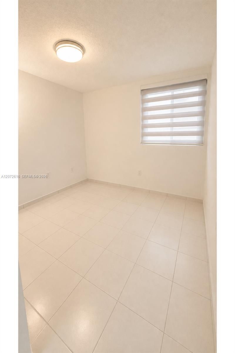 Please Call For Address, Unit 302, Miami, FL 33172 Photo