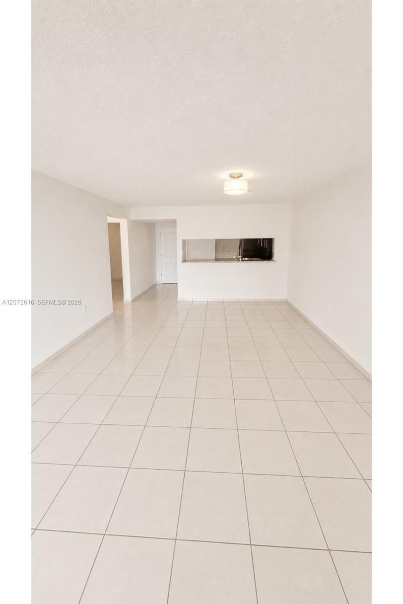 Please Call For Address, Unit 302, Miami, FL 33172 Photo