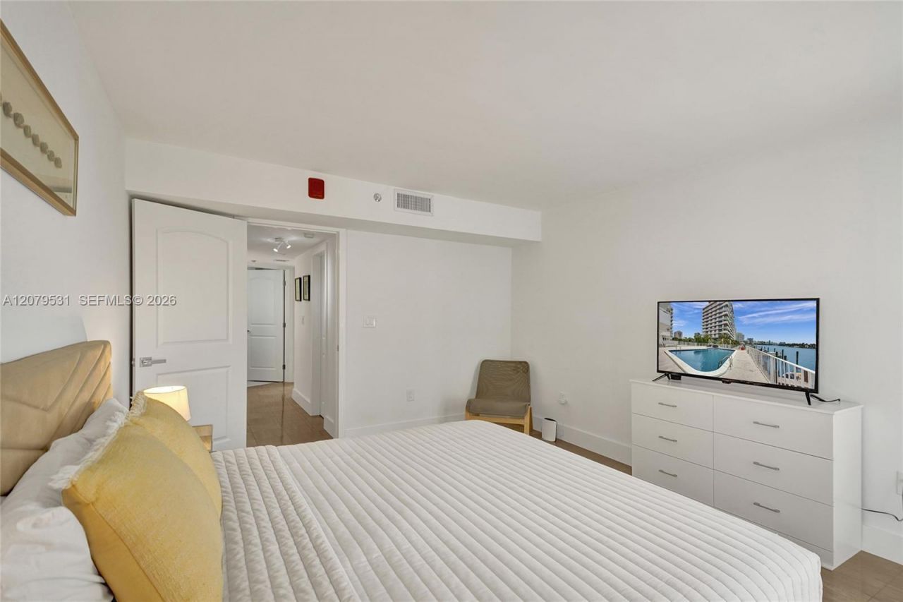 6820 Indian Creek Dr, Unit 9A, Miami Beach, FL 33141 Photo