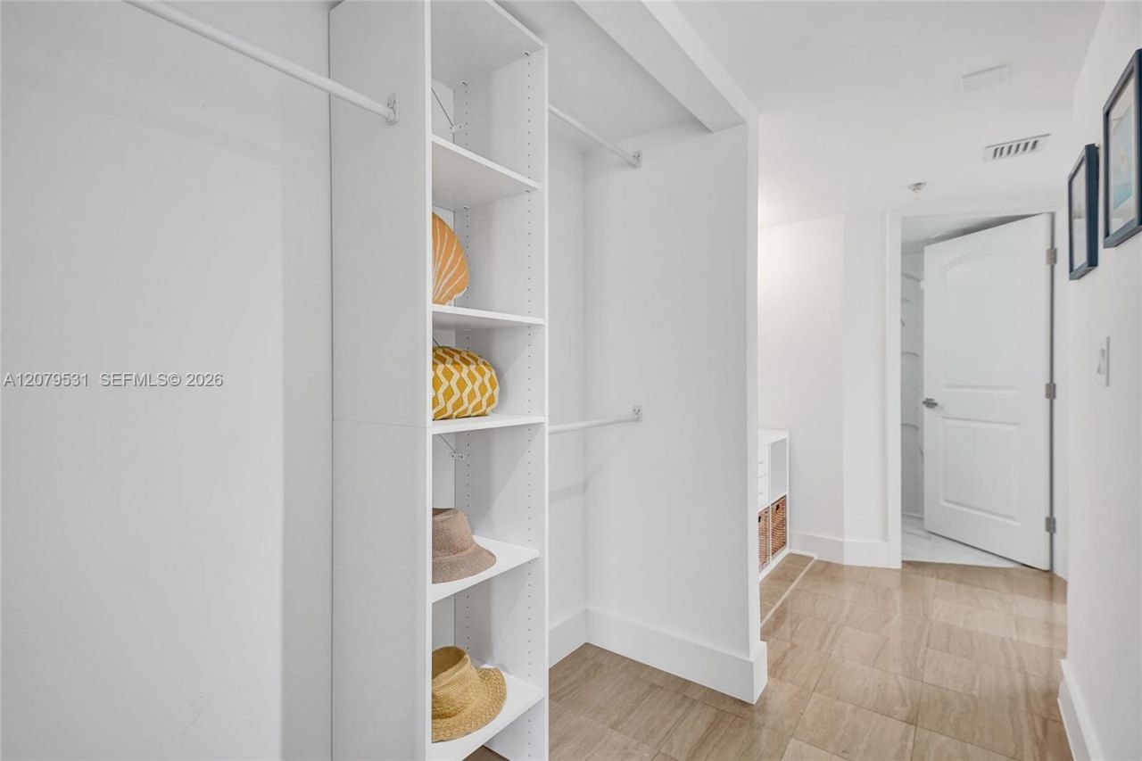 6820 Indian Creek Dr, Unit 9A, Miami Beach, FL 33141 Photo