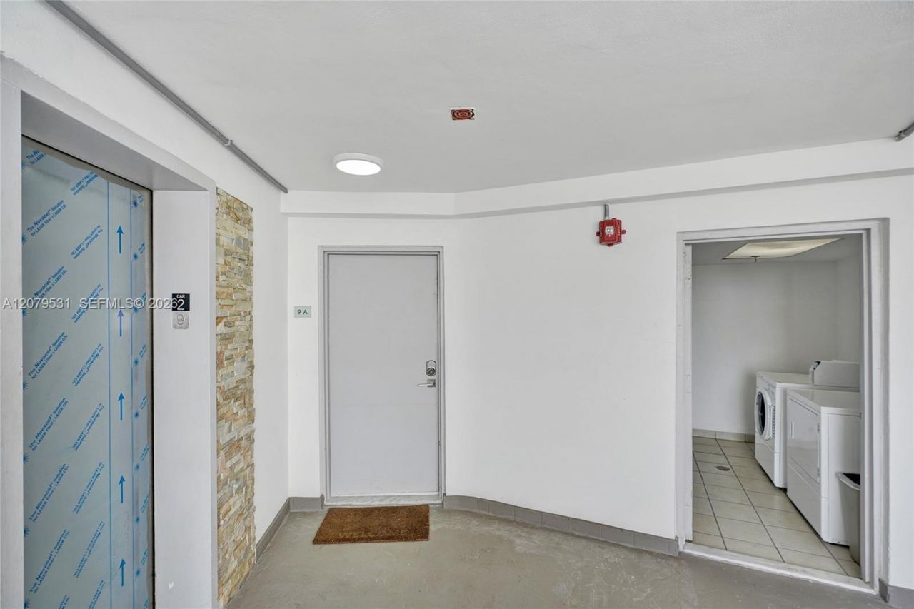 6820 Indian Creek Dr, Unit 9A, Miami Beach, FL 33141 Photo