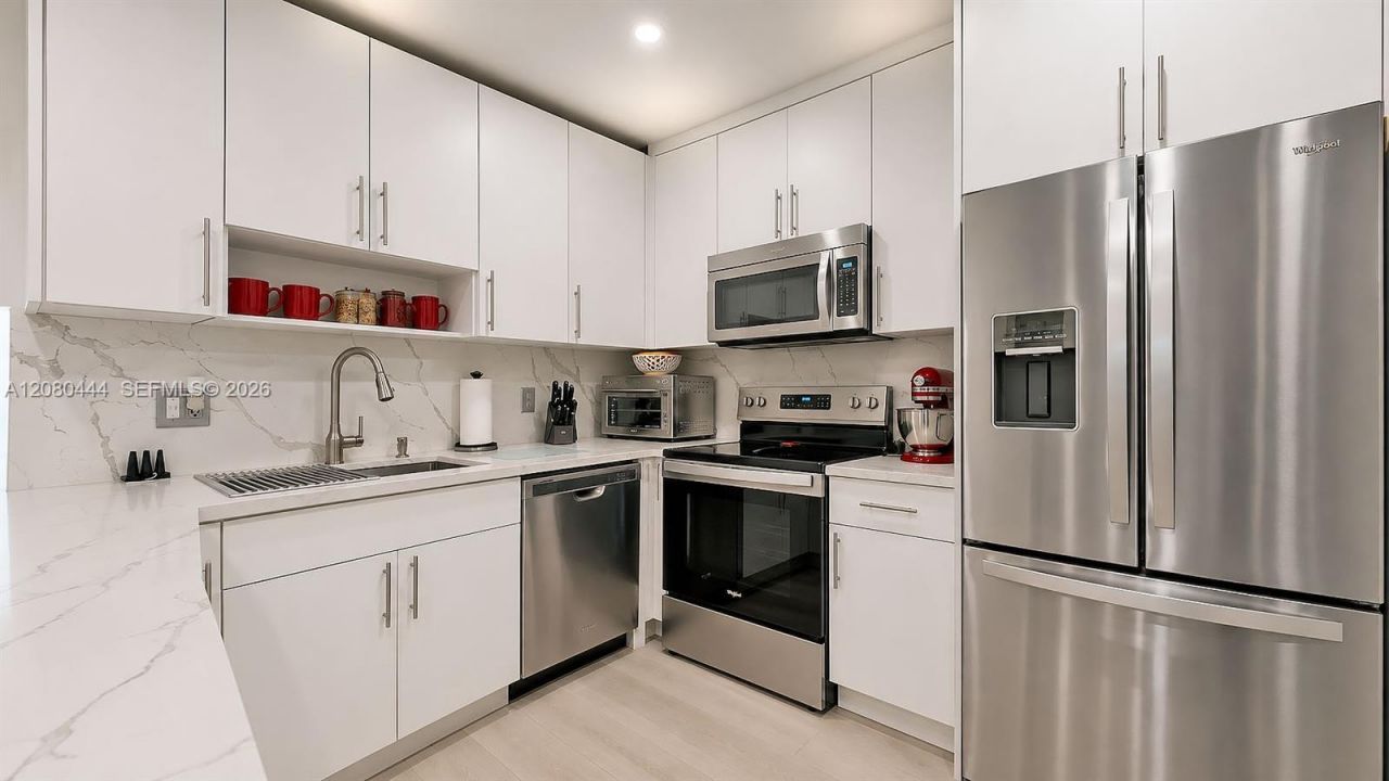 6 Carmona Ave , Coral Gables, FL 33134 Photo