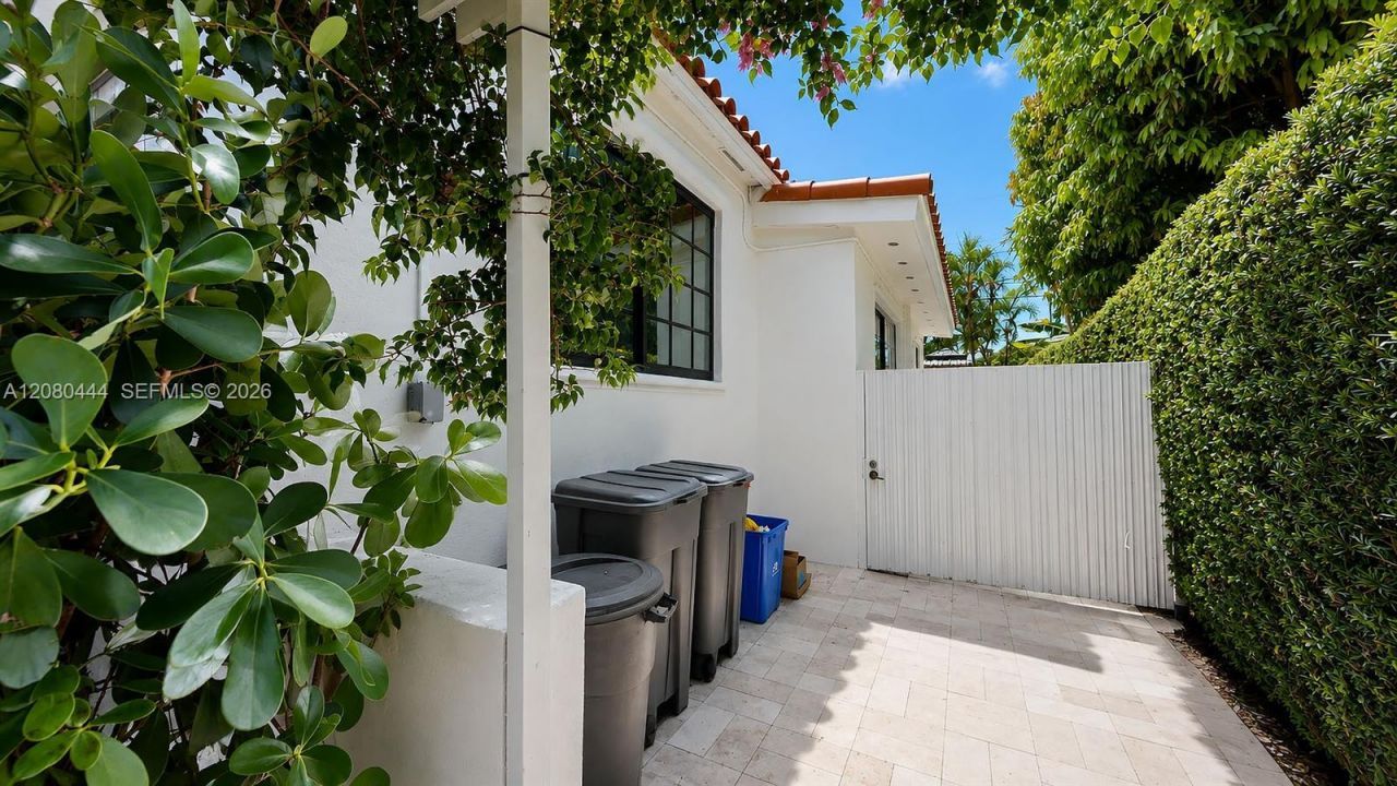 6 Carmona Ave , Coral Gables, FL 33134 Photo