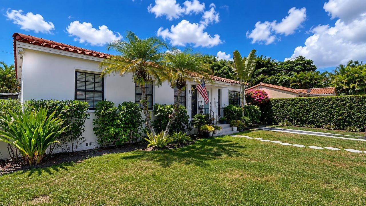 6 Carmona Ave , Coral Gables, FL 33134 Photo