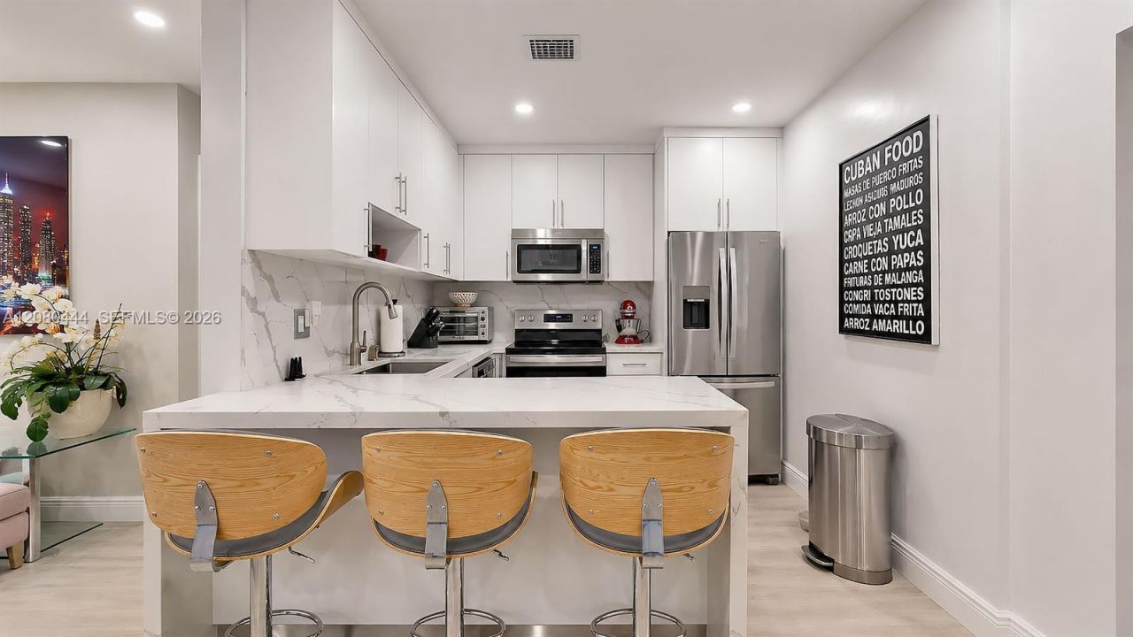 6 Carmona Ave , Coral Gables, FL 33134 Photo