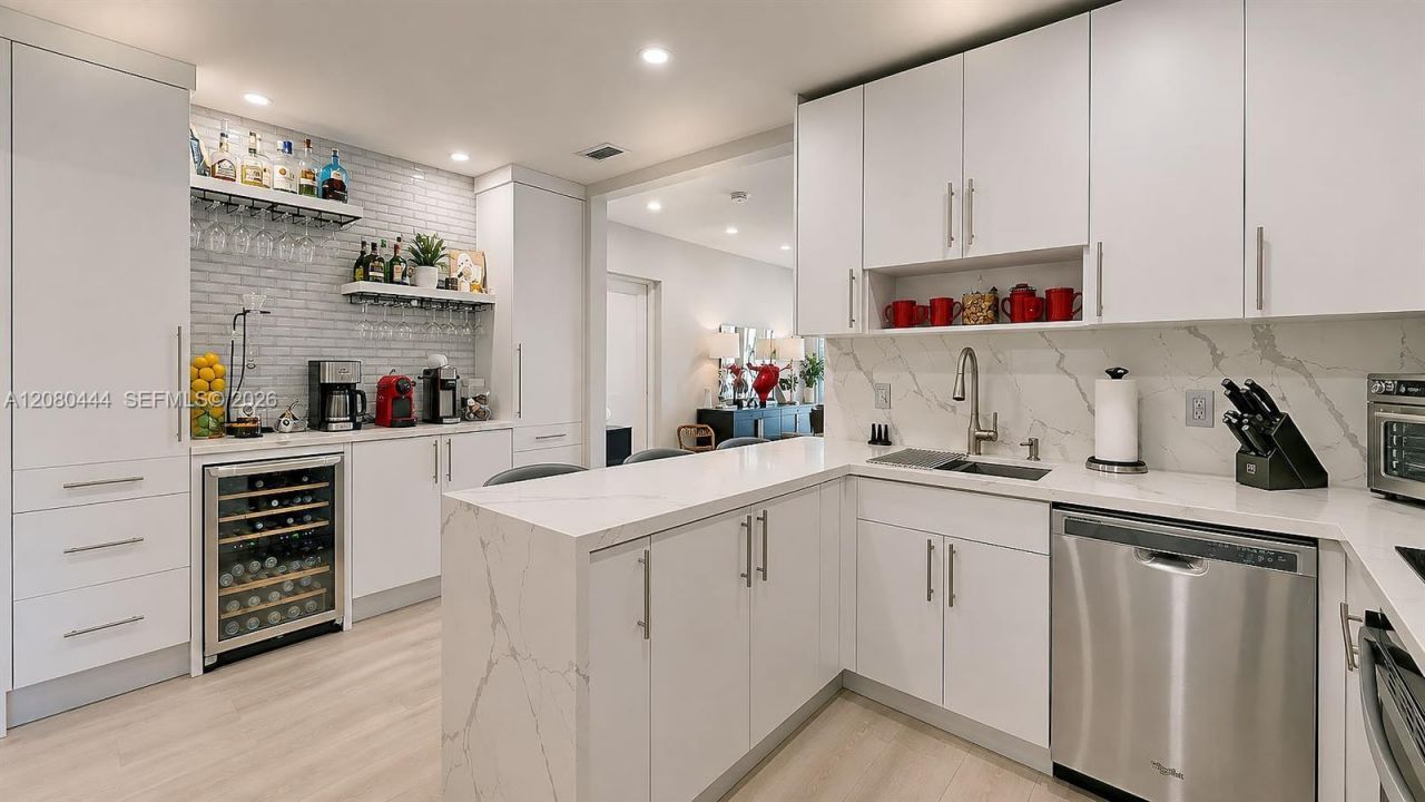 6 Carmona Ave , Coral Gables, FL 33134 Photo