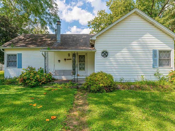 1557 WALNUT Street, Beason, IL 62512