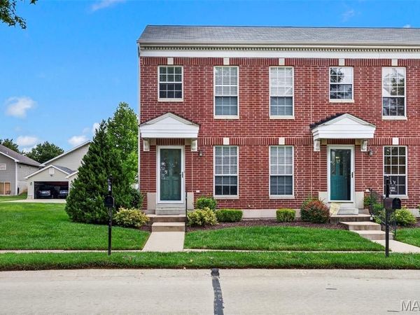 871 Boardwalk Springs Place, O'Fallon, MO 63368
